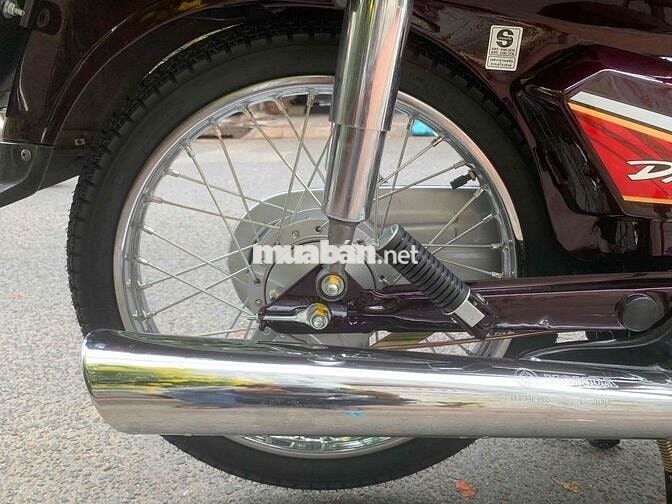 Honda Dream Thái Đỏ mận