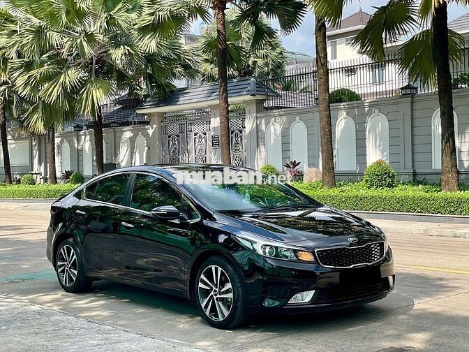Kia Cerato 2018 Số sàn 17.000km Đen