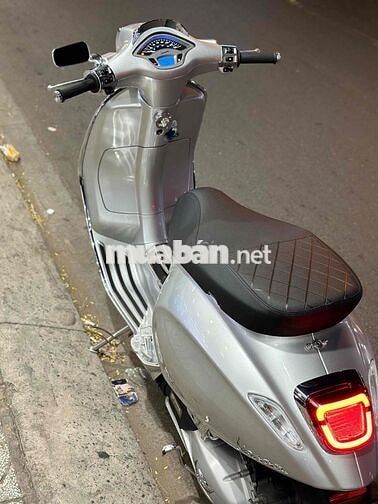 Piaggio Vespa 2016 màu Bạc