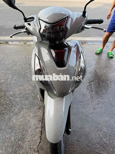 Honda Vision Xám 115km