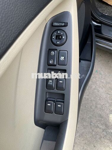 Kia Cerato 2018 Số sàn 17.000km Đen