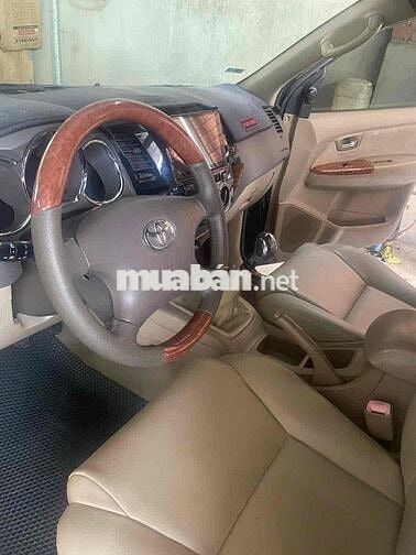 Toyota Fortuner 2010 Xám