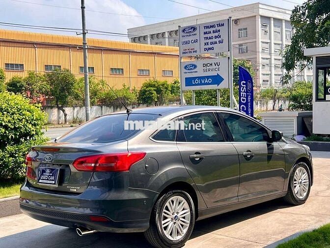 Ford Focus 2016 Xám 73.000 km