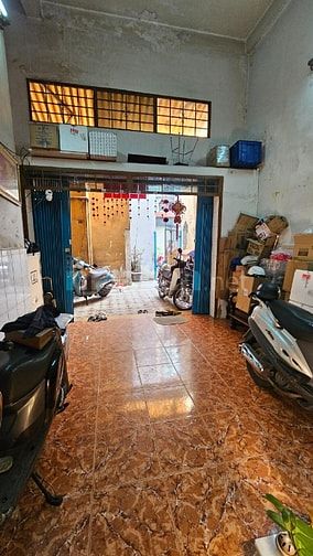QUẬN 10 HƠN 6T 1 CĂN DUY NHẤT- NGAY NÚT HÙNG VƯƠNG DT 60M2, HẺM 7M.
