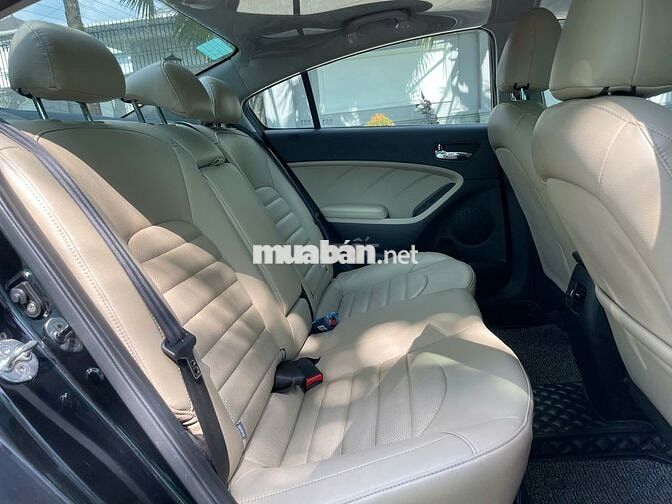 Kia Cerato 2018 Số sàn 17.000km Đen