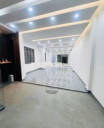 GÓC 2 MẶT TIỀN-32D Phan Đăng Lưu ,P6,Q.Bình Thạnh- DT 5x20, DTSD 500m2