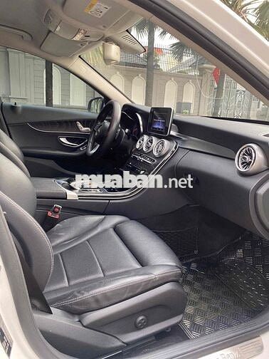 Mercedes C200 2018 2.0 50.000km Trắng