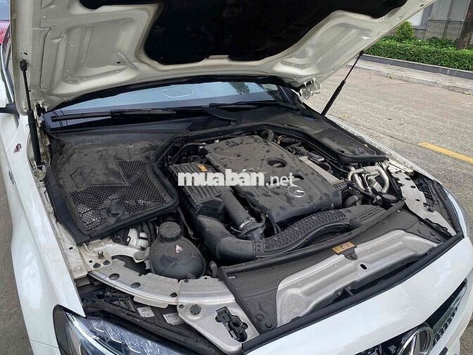 Mercedes C200 2018 2.0 50.000km Trắng