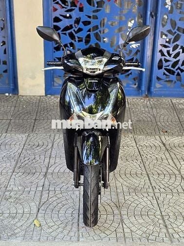 Honda SH Đen bóng đời mới