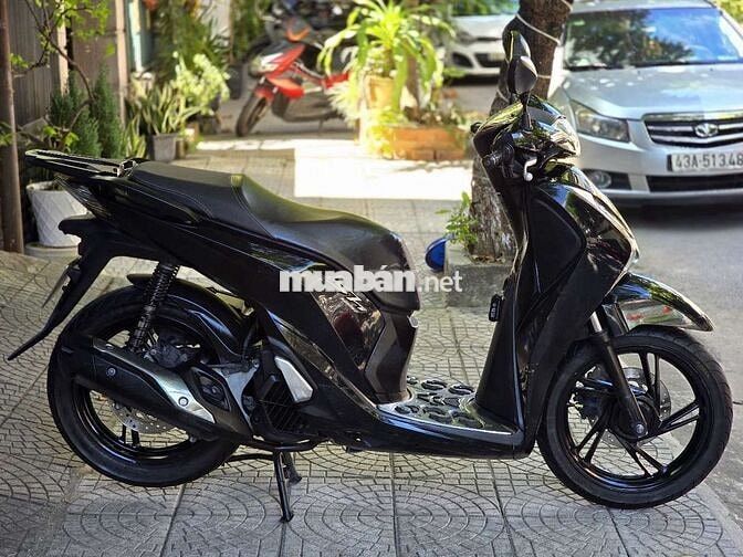 Honda SH Đen bóng đời mới
