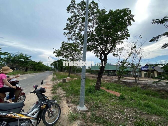 Cần bán lô đất B8 - 28 KDC Daresco Đức Hoà (Tây Ninh)