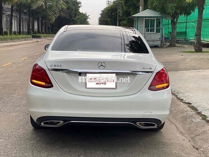 Mercedes C200 2018 2.0 50.000km Trắng