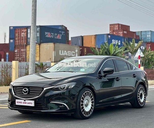 Mazda 6 2018 2.5 Đen 80000 km siêu đẹp