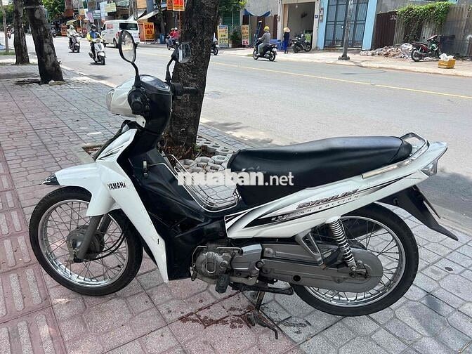 Yamaha Sirius 2012 Trắng Đã sử dụng