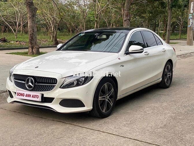 Mercedes C200 2018 2.0 50.000km Trắng