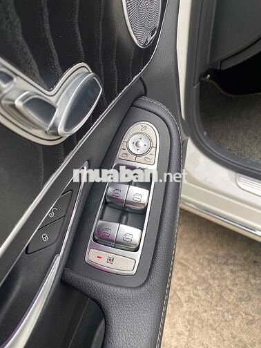 Mercedes C200 2018 2.0 50.000km Trắng
