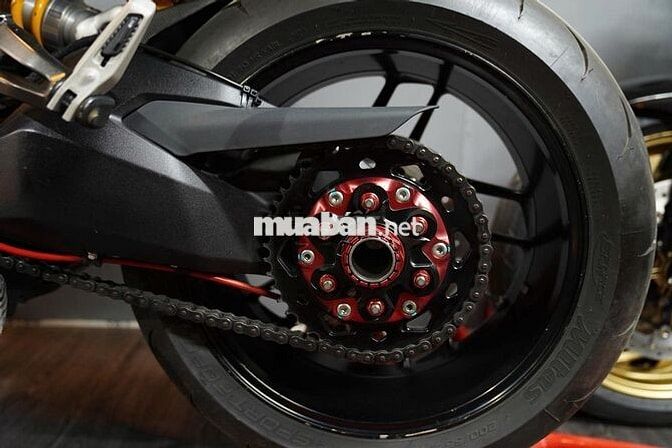 Ducati Monster 821 2016, Option lanh quanh 200tr