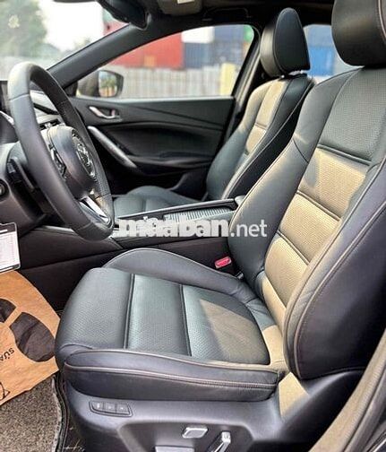 Mazda 6 2018 2.5 Đen 80000 km siêu đẹp