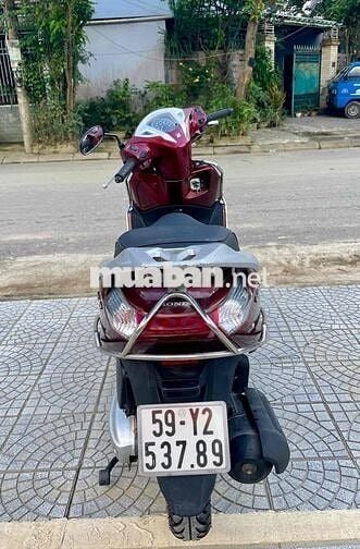 Honda Lead màu đỏ, máy cực  êm