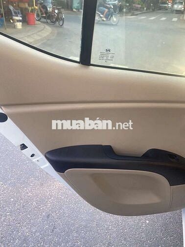 Hyundai I10 2011 Trắng 72.000 km