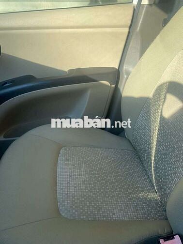 Hyundai I10 2011 Trắng 72.000 km