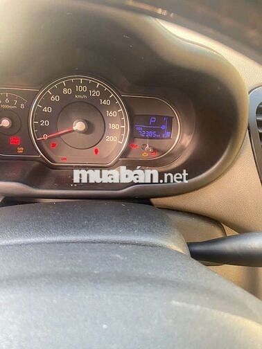 Hyundai I10 2011 Trắng 72.000 km