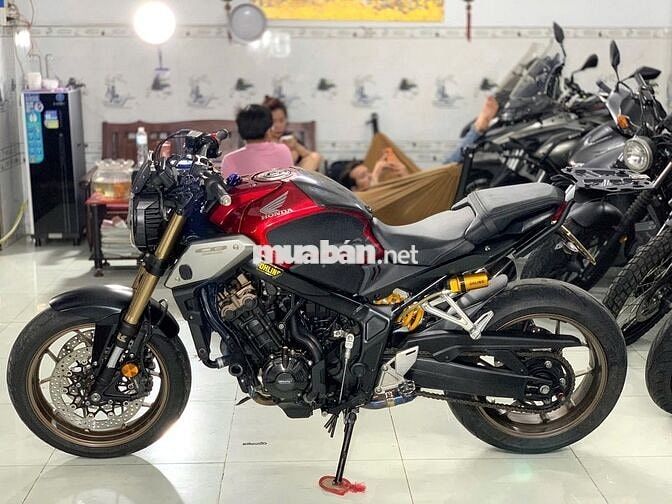 Honda CB650R 2021 Đỏ 20000 km Nhiều đồ chơi