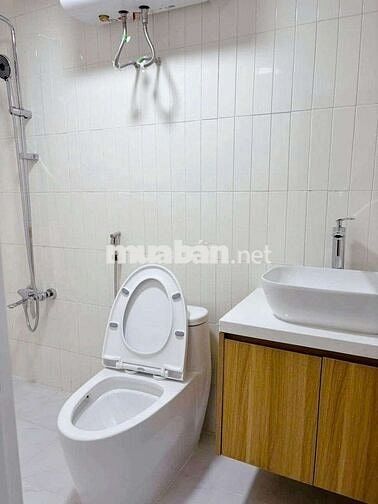 Tập thể Thành Công, tầng 2 120m 4PN mặt phố ô tô đỗ cửa SĐCC 6 tỷ tí