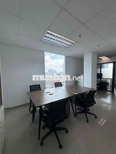 Văn phòng Nguyễn Hữu Cầu Q1, 70m2, full nội thất, sẵn 1 phòng họp