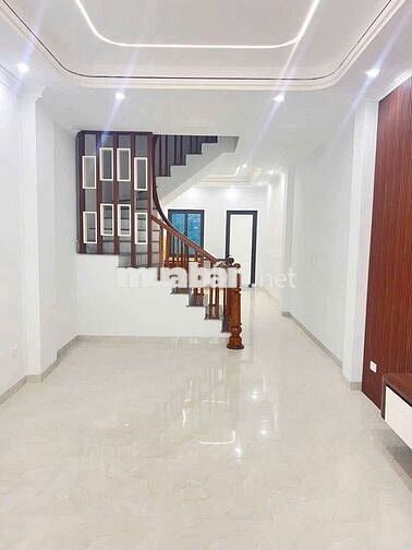 ​TRUNG TÂM ĐAN PHƯỢNG - 60M2 X 4 TẦNG - SÂN RIÊNG