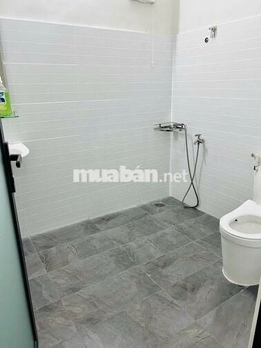NHÀ ĐƯỜNG HOA LAN DIỆN TÍCH: 5X20M TRỆT 3 LẦU CHO THUÊ