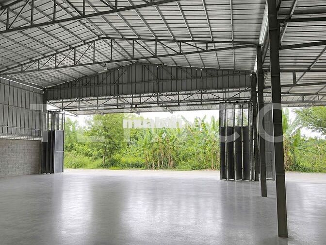Kho xưởng và văn phòng 480 m² nhánh đường Nguyễn Chí Thanh