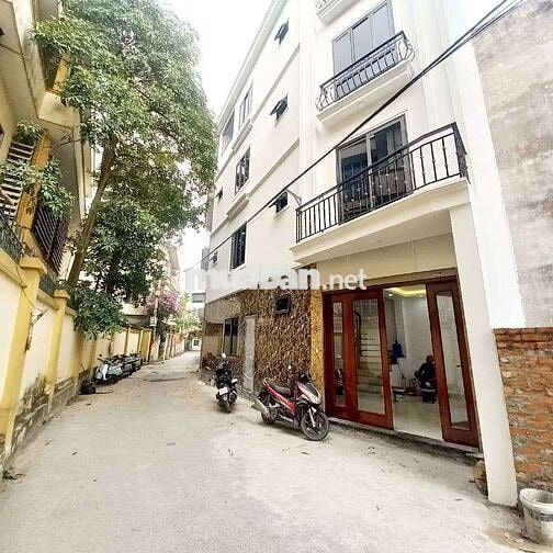 Ngõ thông ô tô dừng đỗ thỏa mái, dt 48m x 4T, giá 6,1 tỷ. 