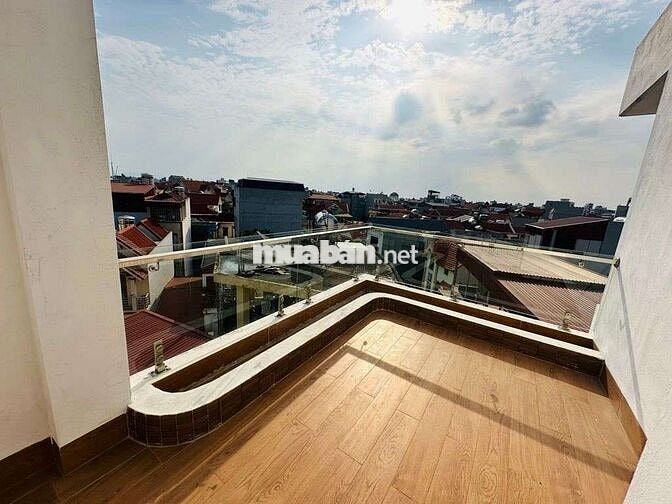 Ngõ thông ô tô dừng đỗ thỏa mái, dt 48m x 4T, giá 6,1 tỷ. 