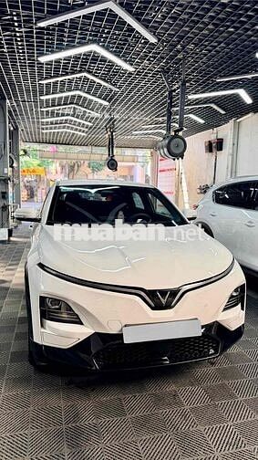 Xe điện VinFast VF6 Eco 2025 Trắng