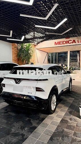 Xe điện VinFast VF6 Eco 2025 Trắng