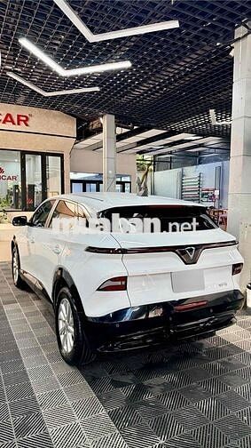 Xe điện VinFast VF6 Eco 2025 Trắng