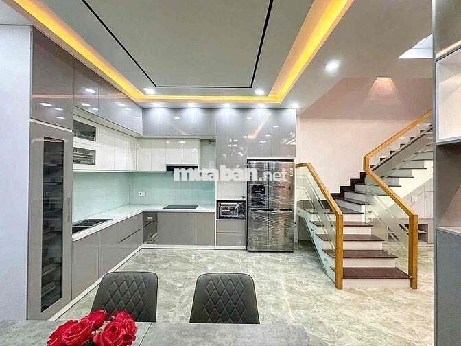 Nhà Đẹp Khu Đồng Bộ Dân Trí Có Sân Xe Hơi | Huỳnh Tans Phát Giáp Q7