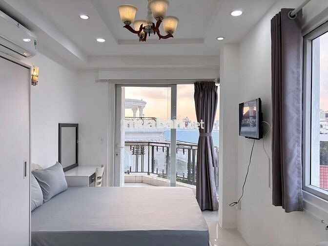 Căn hộ ban công view thành phố tại Lê Văn Sỹ cạnh CoopMart NhiêuLộc