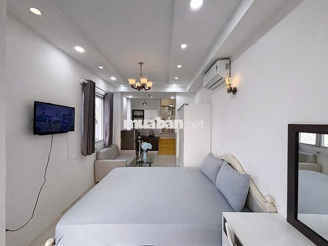 Căn hộ ban công view thành phố tại Lê Văn Sỹ cạnh CoopMart NhiêuLộc