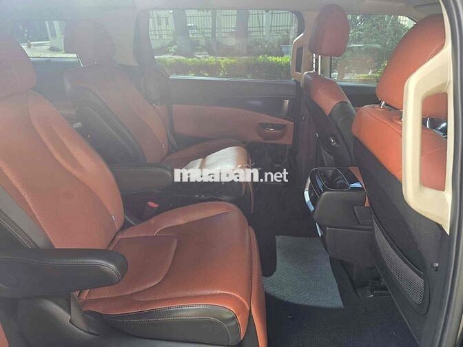 Kia Carnival Premium 7S 2023 Đen