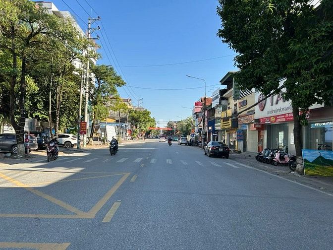 BÁN NHÀ MẶT PHỐ ĐẸP NHẤT TRUNG TÂM THÀNH PHỐ TUYÊN QUANG