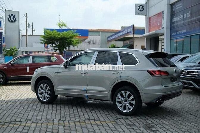 139 TRIỆU Đón VW TOUAREG NHẬP CHÂU ÂU