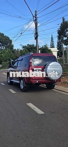 Ford Everest 2010 Đỏ