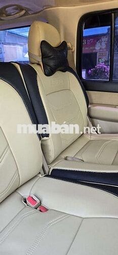 Ford Everest 2010 Đỏ