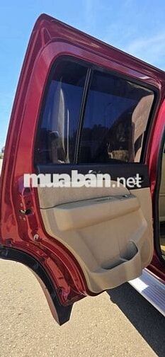 Ford Everest 2010 Đỏ