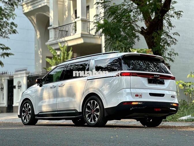 Kia Carnival Premium 2023 Trắng 72.000 km