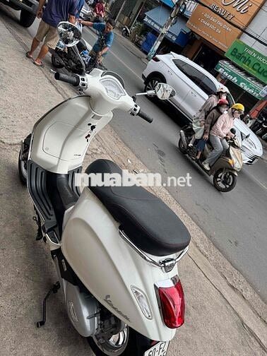 🟡🟡  Vespa Sprint ABS  Trắng đký 2018 chính chủ