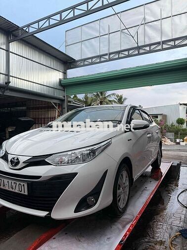 Toyota Vios E Trắng 9 vạn