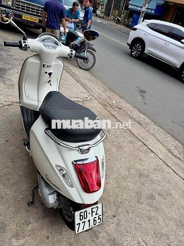 🟡🟡  Vespa Sprint ABS  Trắng đký 2018 chính chủ